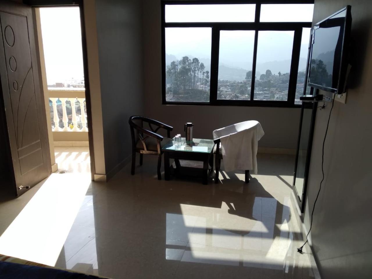 Hotel-78 Pithorāgarh Extérieur photo
